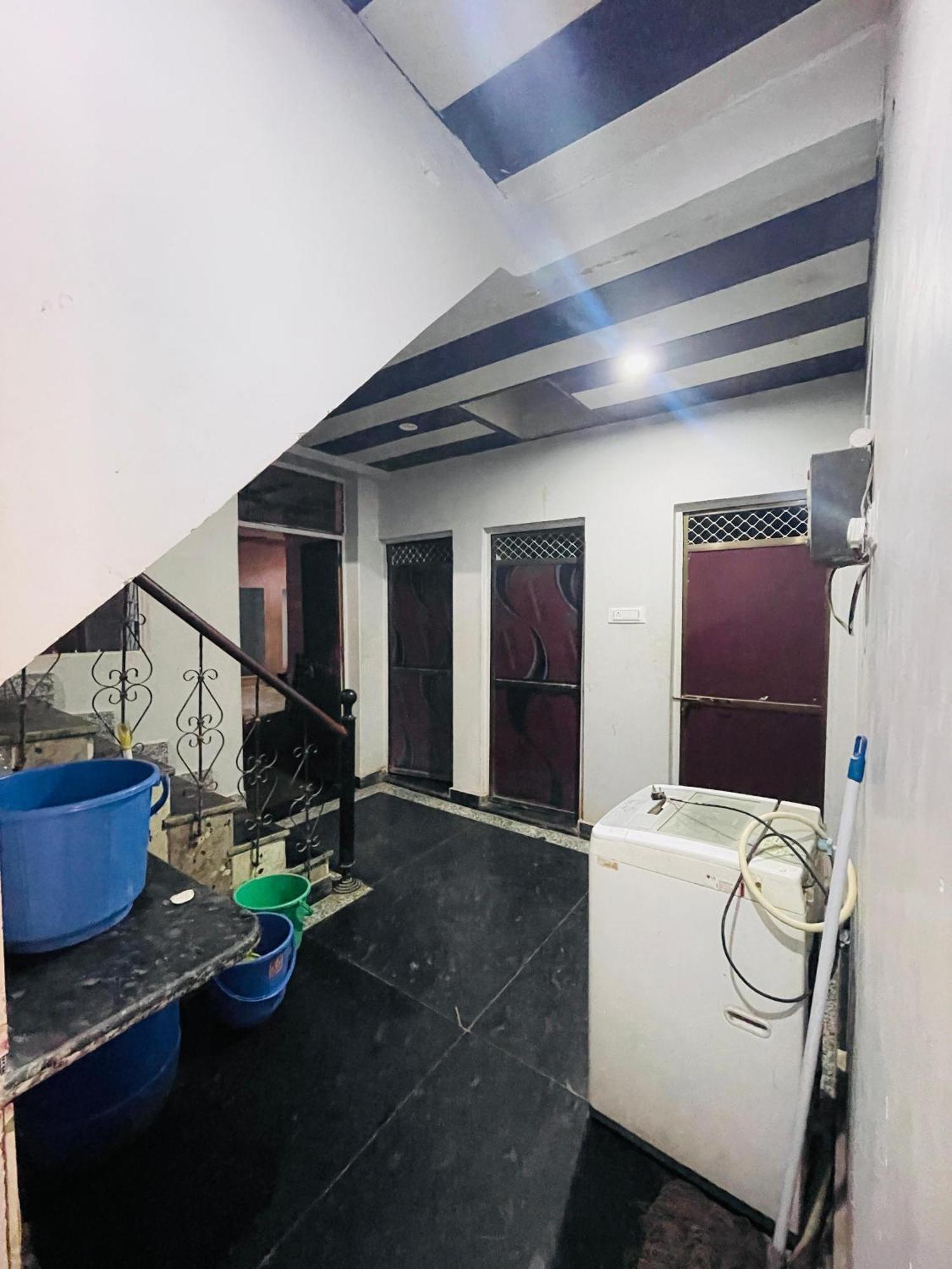Kailash Inn Guest House - Varanasi — Photos 3